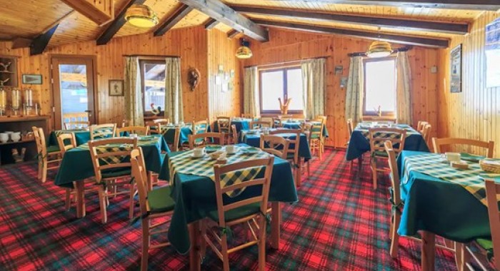 Hotel Furggen, Cervinia ski chalet, image 2
